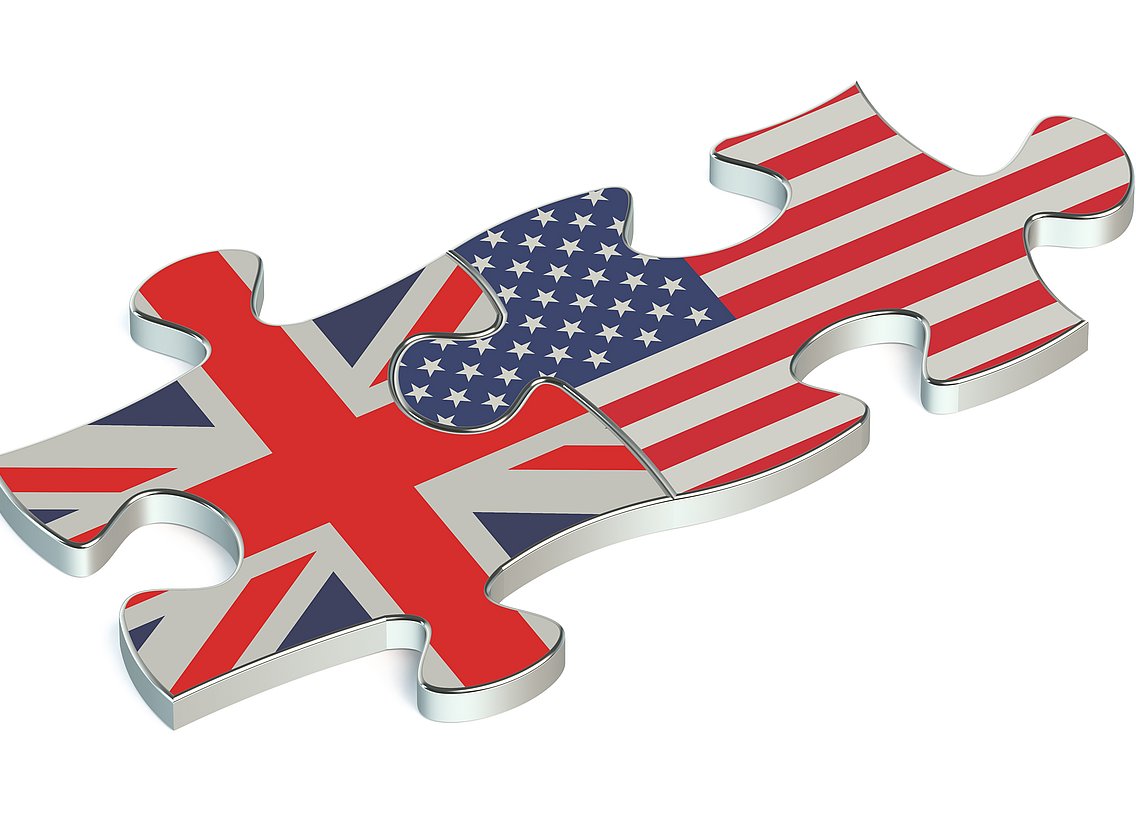 Amerikanische und Britische Flagge in zwei Puzzleteilen